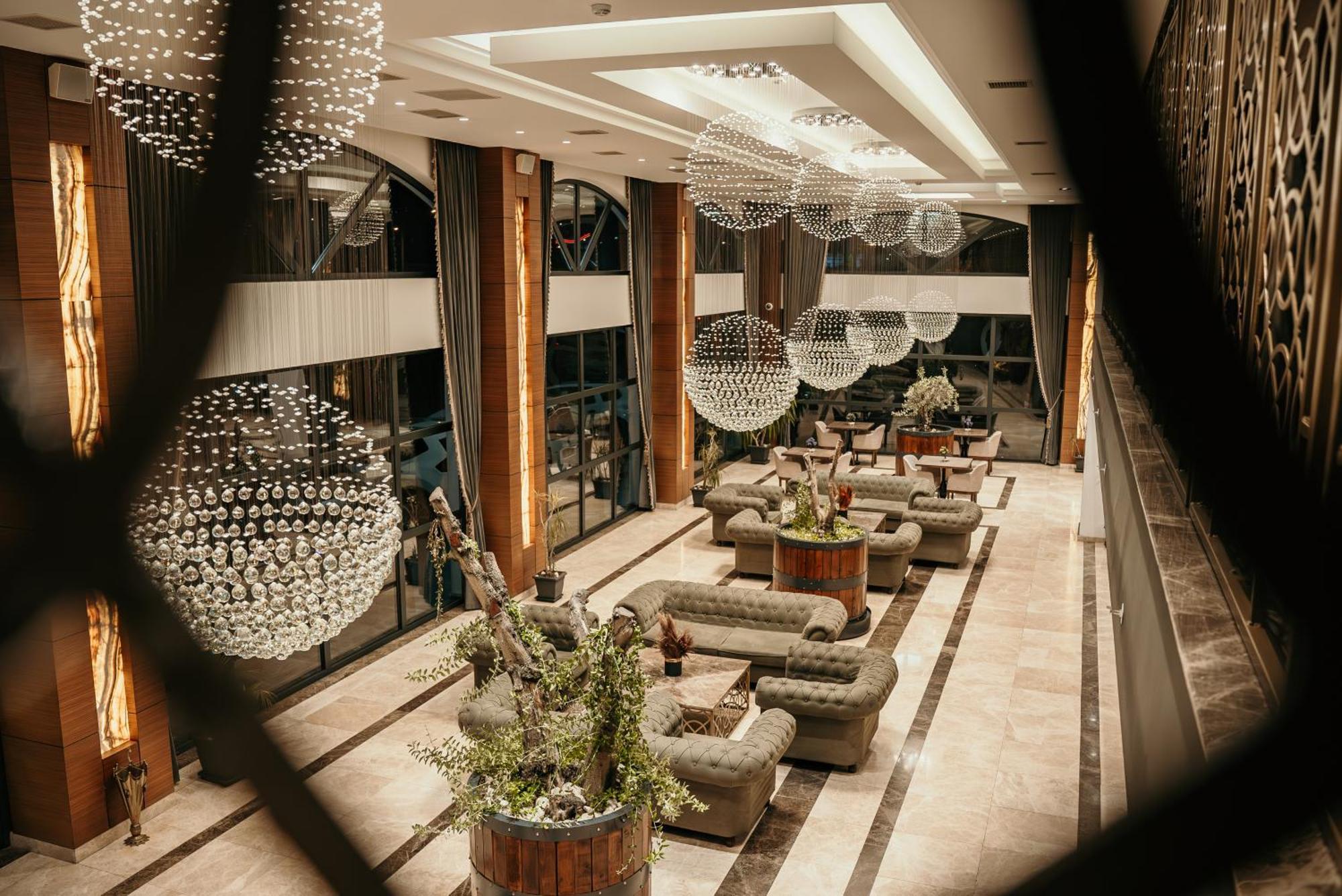 Grand Vaves Hotel Trabzon Zewnętrze zdjęcie
